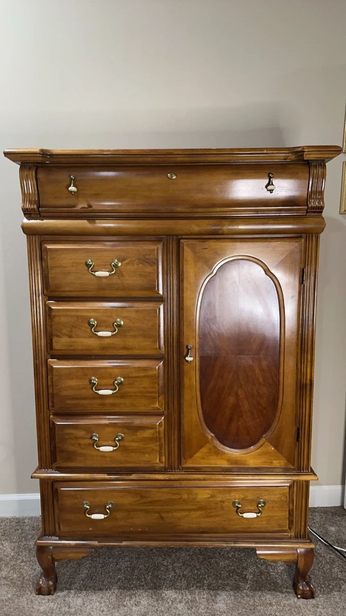 Rock City Armoire With Ball/Claw Feet