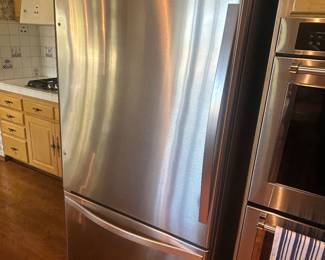 Whirlpool Fridge