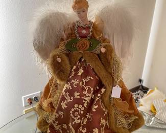 Angel tree topper