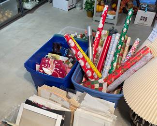 Holiday packing materials