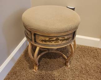Tuscan Style Circular Metal Vanity Stool