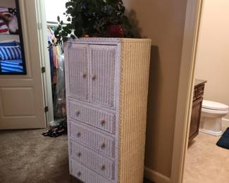 Pier One Wicker Rattan Cabinet / Dresser Jamaica Collection Cabinet with 4 Drawers