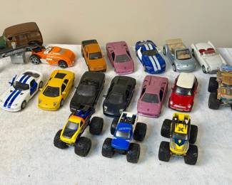Die Cast Vehicle Lot
Truckin' Transporters Roadside Rescue 2001-2005 Ford Explorer Sport Trac Pickup Collectible 1/64 Scale Diecast J72
(2) Miasto 1997 Purple Lamborghini Diablo Diecast Model Car 1/40 Special Edition
Burago Art Burago 1.24 Dodge Viper Gts Coupe 1996 Die Cast Model Toy Car
Maisto Volkswagen Beetle Toy Car Convertible
Diecast GM convertible white with red interior 6 1/2 inches
Dodge Viper GT2 White 1/24 Diecast Model Car by Maisto
Maisto Lamborghini Murciélago die-cast model car
Bburago 1998 Chevrolet Corvette Convertible die-cast model car
Welly No. 2069 Dark Red Mini Cooper, Made in China
Hot Wheels Monster Jam He-Man Masters of the Universe die-cast truck
Superior or Sunnyside 1940 Ford Woody Wagon diecast model car
Wheels Monster Jam Black Stallion toy truck
Hot Wheels Monster Jam King Krunch die-cast monster truck
Hot Wheels Monster Jam Marvel Wolverine die-cast monster truck
S