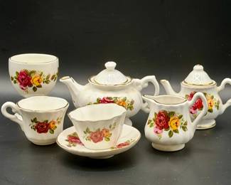 Finsbury Fine Bone China Mini Teaset & Egg Cup
