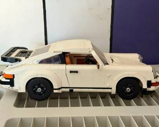 LEGO Icons Porsche 911 building set, model number 10295