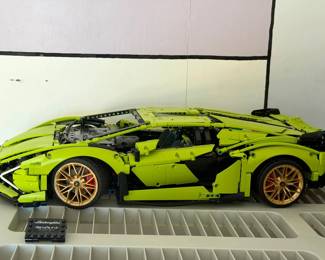 LEGO Technic Lamborghini Sián FKP 37 model car