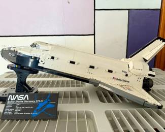 LEGO Icons NASA Space Shuttle Discovery (10283)