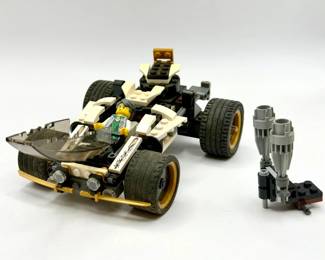 LEGO Ninjago Nya's car from the Nindroid MechDragon set (70725