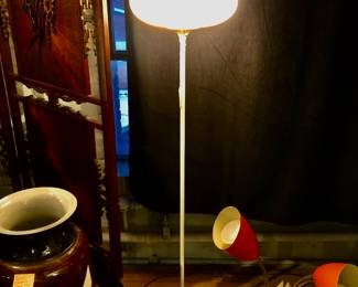 Laurel Mushroom floor lamp