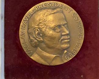 Václav Havel Bronze Presidential Medal – December 29, 1989 – Czechoslovakia – Museum Struck