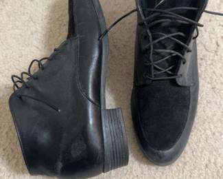 Munro American Lace-Up Booties