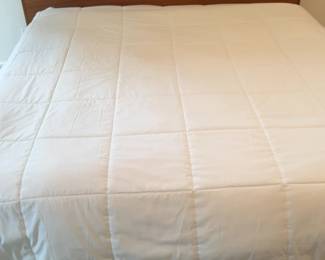 King Bed Frame With Two Twin Mattresses