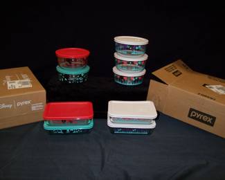 Pyrex Disney NIB