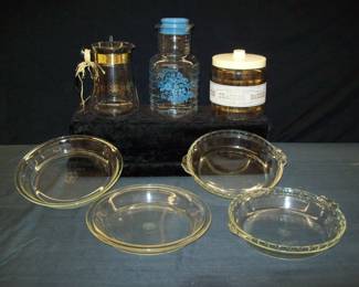 Pyrex Pie Plates Cracker Barrel