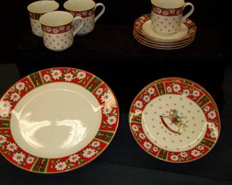 Christmas Dinnerware