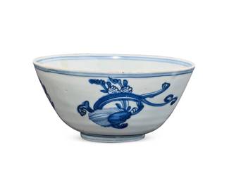 3118
A Chinese Export blue and white porcelain bowl
Likely Late Ming Dynasty (1368-1644) or later
With blue underglaze mark
The footed bowl with dragon motifs
2.375" H x 5.125" Dia.
Estimate: $300 - $500