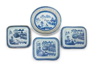 3112
Four Chinese Export blue and white porcelain table items
Late Qing Dynasty (1644-1912)
Each depicting a seaside village scene with fishing boats, comprising an oval plate with an openwork rim and three associated tureen lids
4 pieces
Plate: 1.75" H x 10.625" W x 9.25" D; Largest lid: 3.625" H x 8.875" W x 7.75" D
Estimate: $500 - $700