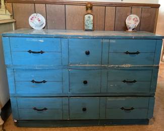 blue vintage dresser-47x17x33