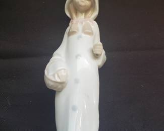Lladro -"Hooded Shepherd Girl"