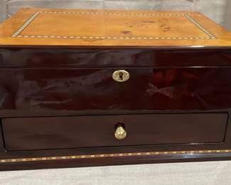 Large jewelry Box