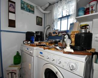 685Laundry Room