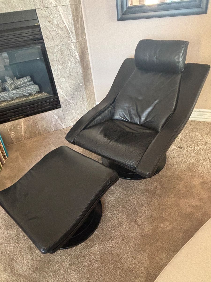 Mid Century Original NELO chair Sweden