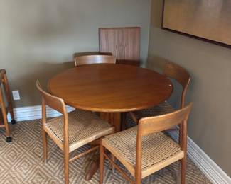 Mid Century Expandable table Gudme Möbelfabrik Denmark #8301 Table