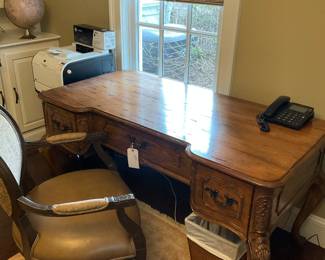 ETHAN ALLEN DESK AND CHAIR