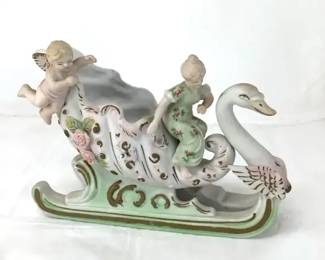 Hand Painted Andrea Occupied Japan Planter