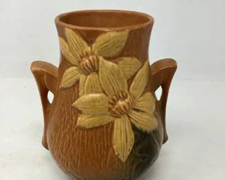 Roseville USA 103–6 Inch Clematis Vase