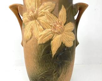 Roseville, USA 112–12 Inch Clematis Vase