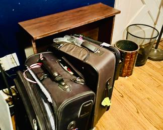 Suitcases for traveling families!