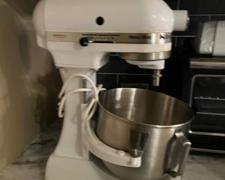 KITCHEN AID MIXER