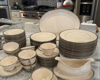 FRANCISCIAN CHINA SET