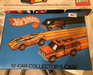 vintage Hot Wheels collector case--EXCELLENT CONDITION