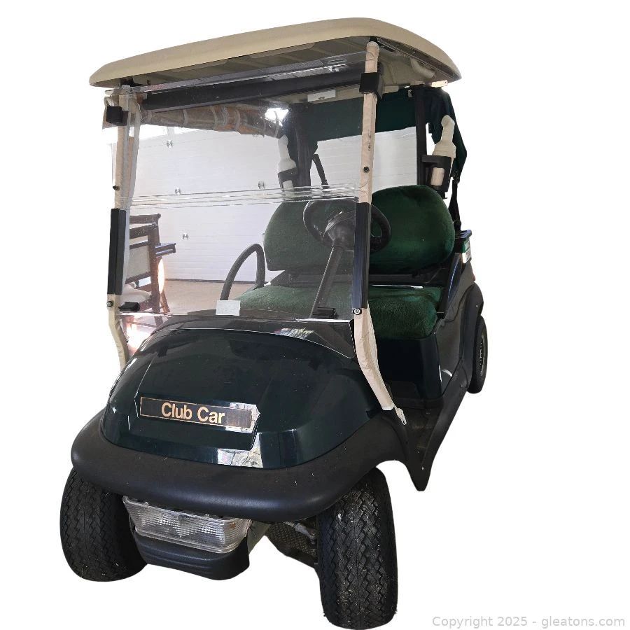 2013 Battery Powered 2 Person Golf Cart Club Car