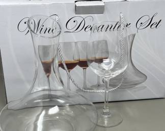 Lot 132 | NEW 5pc Wine Decanter Set Stemmed Glasses
