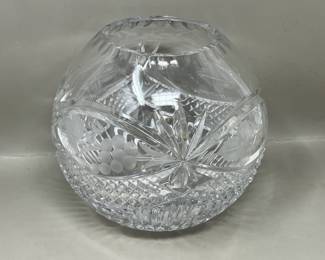 Lot 192 | Handcut Crystal Globe Vase Bowl Orb
