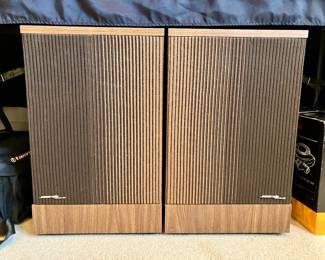 Pair of vintage Bose 501 Series III speakers
$250