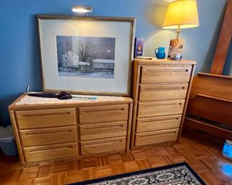 Queen Oak head board w/2 dressers, desk, & 2 nightstands