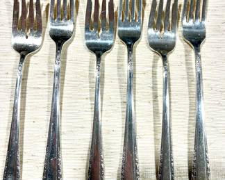 International Sterling Courtship - flatware set - 3 large forks & three small forks