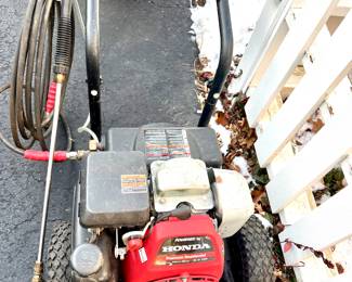 Excell 2400 PSI Presser Washer