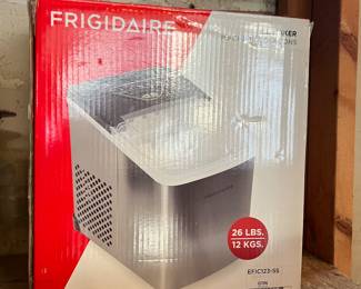 Frigidaire ice maker