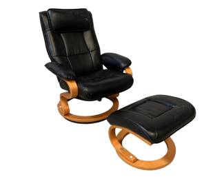 3047 - Mid-Century Stressless Lounge Chair & Stool chair 39 x 30 x 25