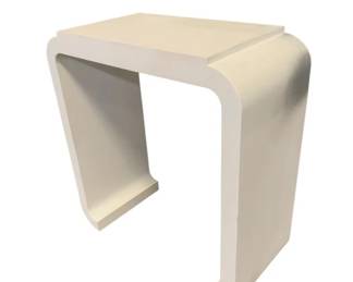 3211 - Wildwood Notched Waterfall Table 34 x 32 x 15