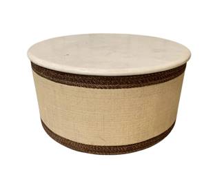 3059 - Round Cocktail Table 17 x 32