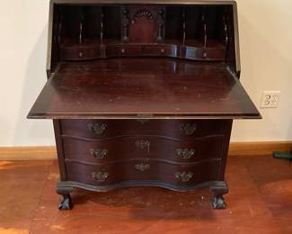 Open Desk showing interior