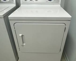 P43 - $300. GE Washing Machine & Dryer. Electric Dryer! Gently used by an elderly couple. Both work great!
