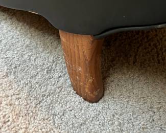 P2 - $400. Contour Chair Lounge Company Model 100. Viverator in Premiere Black. Measures 27" wide x 5' long. Does work! Missing knob but can be turned by hand. Vinyl is in excellent condition!