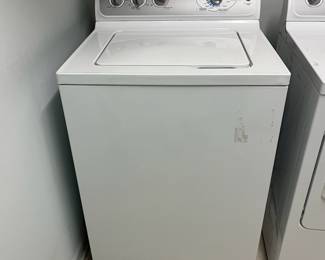 P43 - $300. GE Washing Machine & Dryer. Electric Dryer! Gently used by an elderly couple. Both work great!